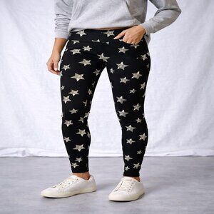 *NWT* HUE Black Star Print Stretch Leggings Celestial Chic Cozy Fit – Size Small